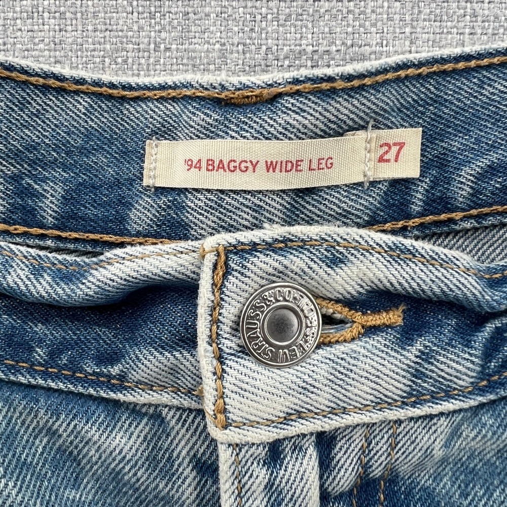 Levis 94 Baggy Wide Leg Distressed Jeans Light Wash Blue Womens 27 (W30 x L30) - Picture 4 of 14